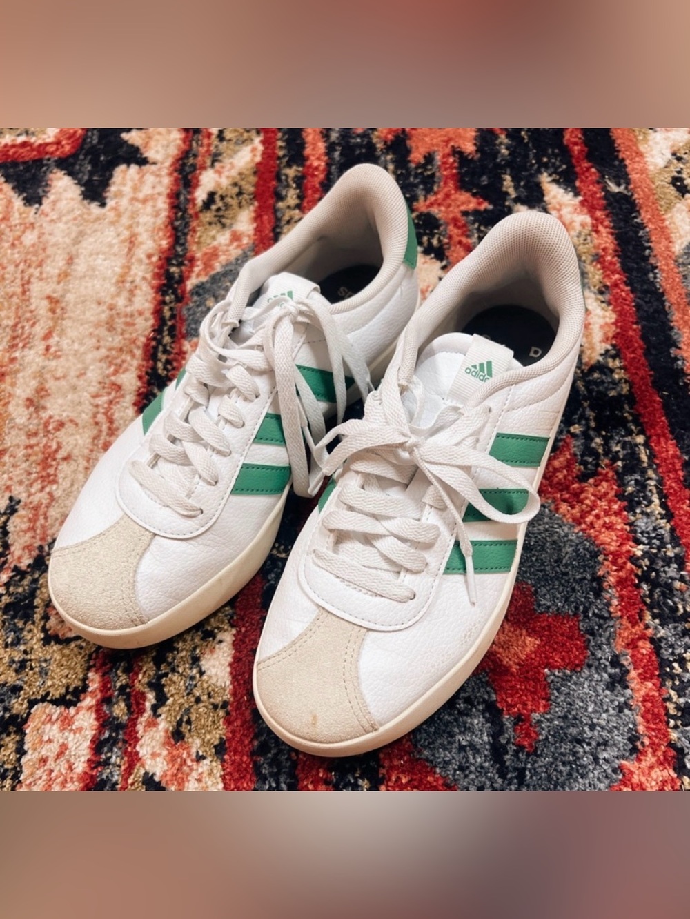 Kelly green adidas VL Court 3.0